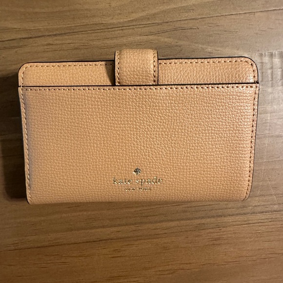 Kate Spade Wallet - Picture 2 of 4